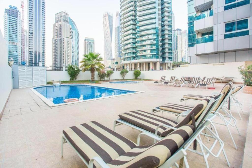 Luxury Apartments In Dubai Marina Esterno foto
